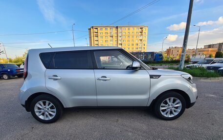 KIA Soul II рестайлинг, 2017 год, 1 590 000 рублей, 9 фотография