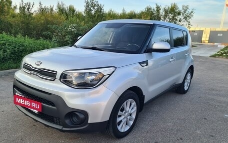 KIA Soul II рестайлинг, 2017 год, 1 590 000 рублей, 16 фотография