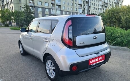 KIA Soul II рестайлинг, 2017 год, 1 590 000 рублей, 4 фотография