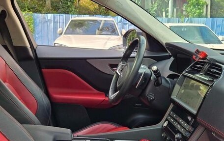 Jaguar F-Pace, 2021 год, 3 500 300 рублей, 10 фотография