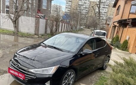 Hyundai Elantra VI рестайлинг, 2018 год, 1 570 000 рублей, 8 фотография