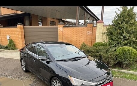 Hyundai Elantra VI рестайлинг, 2018 год, 1 570 000 рублей, 4 фотография