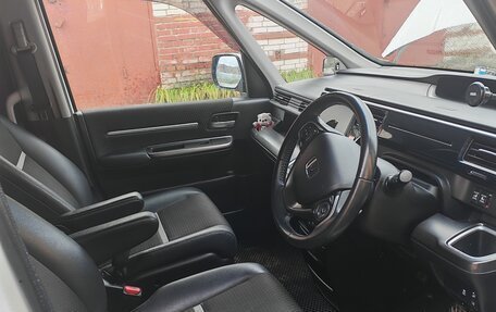 Honda Stepwgn IV, 2017 год, 2 450 000 рублей, 6 фотография