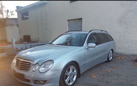 Mercedes-Benz E-Класс, 2009 год, 900 000 рублей, 1 фотография