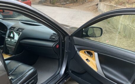 Toyota Camry, 2007 год, 1 170 000 рублей, 10 фотография