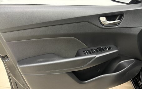 Hyundai Solaris II рестайлинг, 2018 год, 1 000 000 рублей, 7 фотография