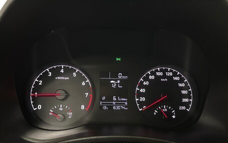 Hyundai Solaris II рестайлинг, 2018 год, 1 000 000 рублей, 16 фотография