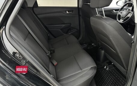 Hyundai Solaris II рестайлинг, 2018 год, 1 000 000 рублей, 15 фотография