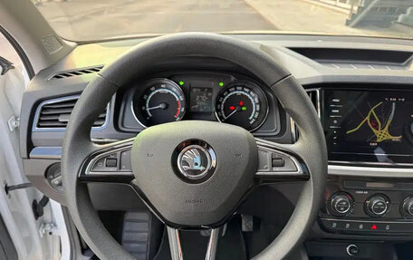 Skoda Kamiq I, 2022 год, 1 272 000 рублей, 10 фотография