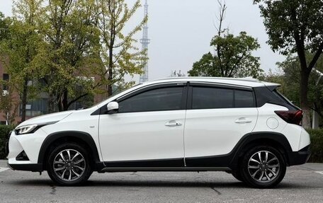 Toyota Yaris XP150 рестайлинг, 2021 год, 1 040 000 рублей, 4 фотография