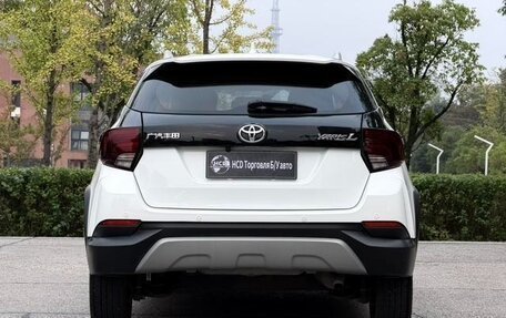 Toyota Yaris XP150 рестайлинг, 2021 год, 1 040 000 рублей, 6 фотография