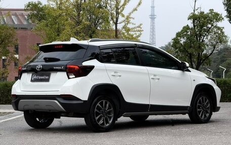 Toyota Yaris XP150 рестайлинг, 2021 год, 1 040 000 рублей, 7 фотография