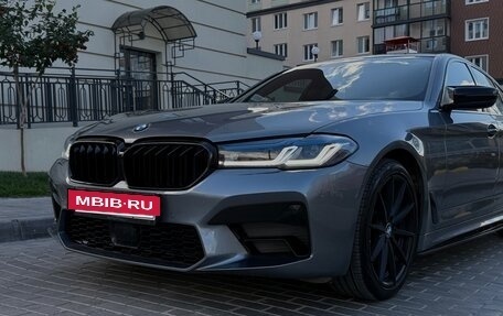 BMW 5 серия, 2017 год, 2 950 000 рублей, 11 фотография