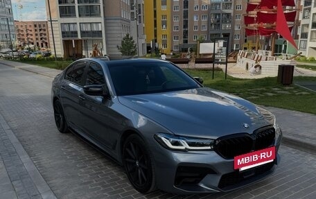 BMW 5 серия, 2017 год, 2 950 000 рублей, 3 фотография