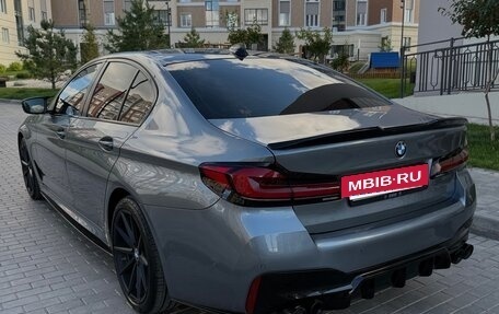 BMW 5 серия, 2017 год, 2 950 000 рублей, 18 фотография