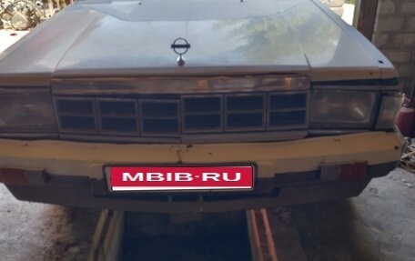 Nissan Laurel VIII, 1986 год, 320 000 рублей, 2 фотография