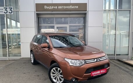 Mitsubishi Outlander III рестайлинг 3, 2012 год, 1 590 000 рублей, 3 фотография