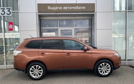 Mitsubishi Outlander III рестайлинг 3, 2012 год, 1 590 000 рублей, 4 фотография