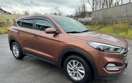 Hyundai Tucson III, 2017 год, 1 760 000 рублей, 2 фотография