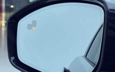 Land Rover Range Rover Evoque II, 2022 год, 3 550 000 рублей, 5 фотография