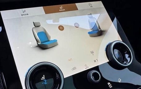 Land Rover Range Rover Evoque II, 2022 год, 3 550 000 рублей, 13 фотография