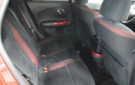 Nissan Juke II, 2013 год, 920 000 рублей, 13 фотография