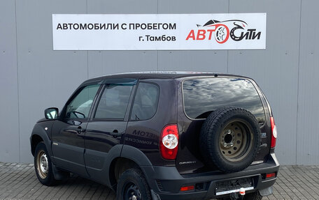 Chevrolet Niva I рестайлинг, 2017 год, 770 000 рублей, 5 фотография