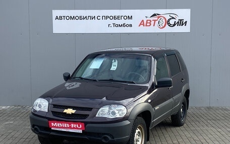 Chevrolet Niva I рестайлинг, 2017 год, 770 000 рублей, 3 фотография