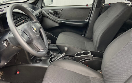 Chevrolet Niva I рестайлинг, 2017 год, 770 000 рублей, 10 фотография