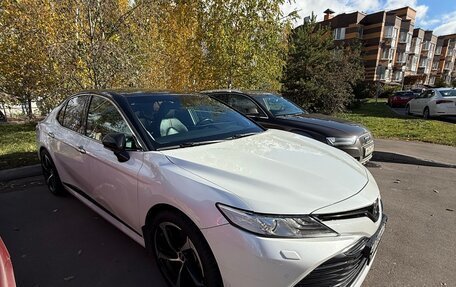 Toyota Camry, 2019 год, 3 100 000 рублей, 1 фотография