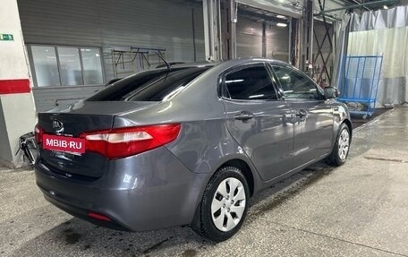 KIA Rio III рестайлинг, 2013 год, 585 000 рублей, 2 фотография