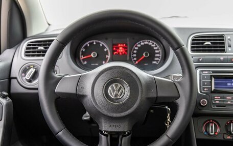 Volkswagen Polo VI (EU Market), 2011 год, 798 000 рублей, 16 фотография