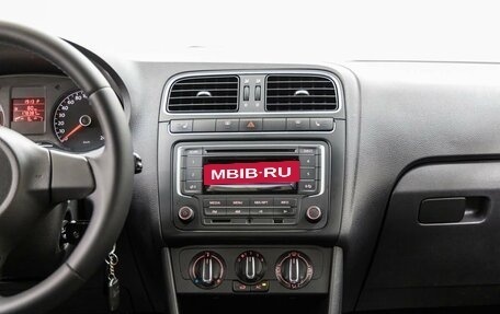 Volkswagen Polo VI (EU Market), 2011 год, 798 000 рублей, 17 фотография