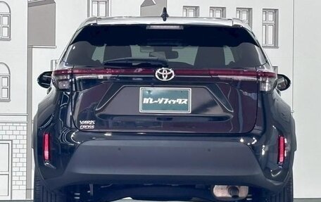 Toyota Yaris Cross, 2022 год, 1 390 000 рублей, 6 фотография