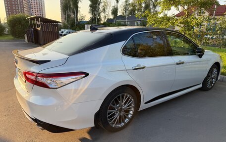 Toyota Camry, 2019 год, 3 100 000 рублей, 5 фотография