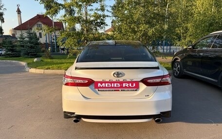 Toyota Camry, 2019 год, 3 100 000 рублей, 3 фотография