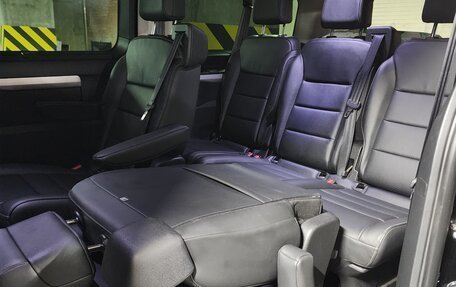 Opel Zafira Life I, 2021 год, 3 300 000 рублей, 18 фотография