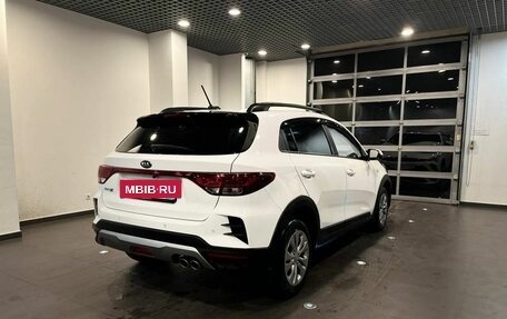 KIA Rio IV, 2021 год, 1 620 000 рублей, 3 фотография