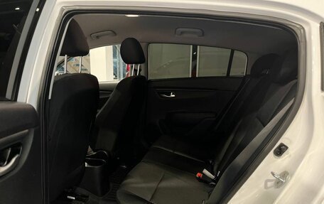 KIA Rio IV, 2021 год, 1 620 000 рублей, 25 фотография