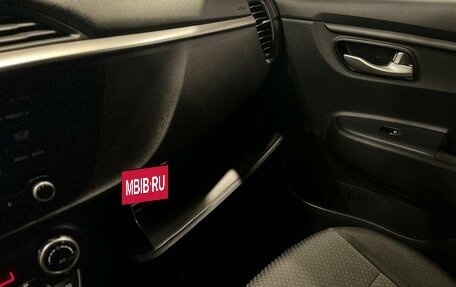 KIA Rio IV, 2021 год, 1 620 000 рублей, 30 фотография