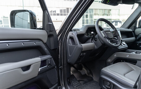 Land Rover Defender II, 2024 год, 20 500 000 рублей, 12 фотография