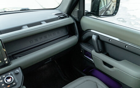 Land Rover Defender II, 2024 год, 20 500 000 рублей, 18 фотография