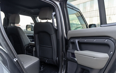 Land Rover Defender II, 2024 год, 20 500 000 рублей, 24 фотография