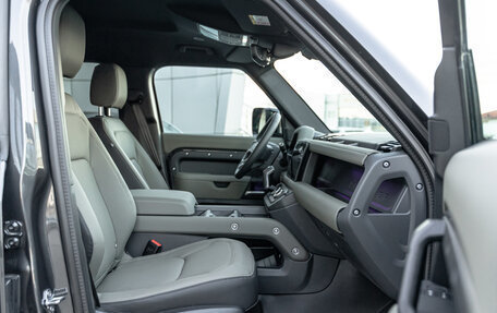 Land Rover Defender II, 2024 год, 20 500 000 рублей, 29 фотография