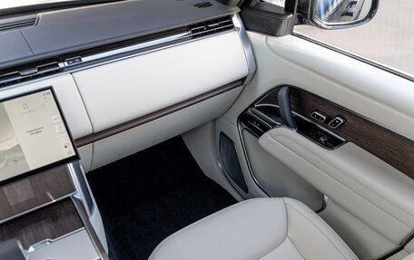 Land Rover Range Rover IV рестайлинг, 2024 год, 30 900 000 рублей, 19 фотография