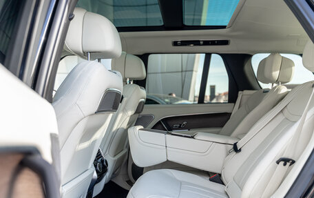 Land Rover Range Rover IV рестайлинг, 2024 год, 30 900 000 рублей, 23 фотография