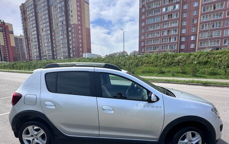 Renault Sandero II рестайлинг, 2017 год, 1 050 000 рублей, 8 фотография