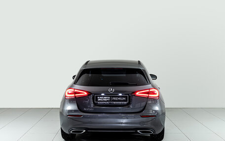 Mercedes-Benz A-Класс, 2018 год, 2 392 000 рублей, 5 фотография