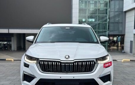 Skoda Kodiaq I, 2022 год, 2 400 300 рублей, 2 фотография