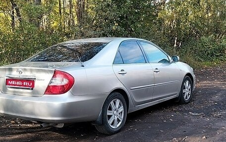 Toyota Camry V40, 2003 год, 660 000 рублей, 1 фотография
